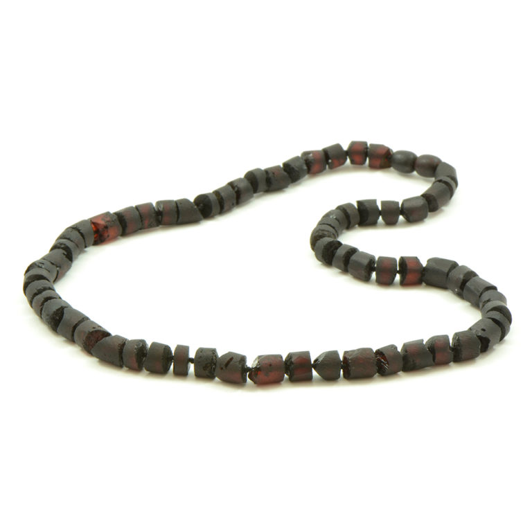 Pierres et Minéraux. Collier Cornaline brut. 34.63 ct. Madagascar Pierres et Minéraux. Collier Cornaline brut. 34.63 ct. Madagascar