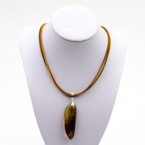 Pendentif Ambre Vert Ovale Allongé