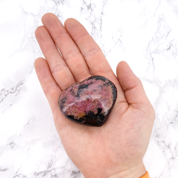 Petit Coeur Rhodonite Main